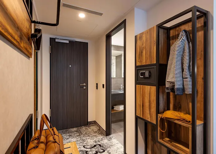 Hotel Ibis Styles Barmbek 4*